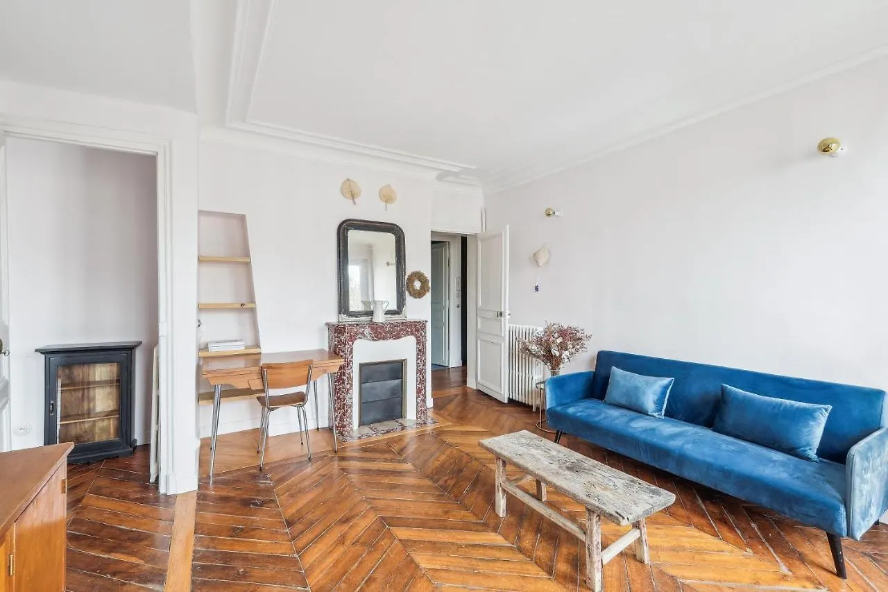 Spacious Apartement 'Canal Saint Martin' For 6 By Weekome Paris Apartamento